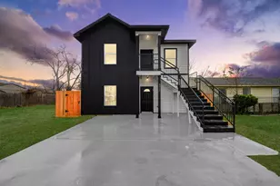 8012 Miley St, Houston, TX 77028 - Photo 5