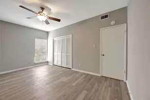 2100 Tanglewilde St, Houston, TX 77063 - Photo 31