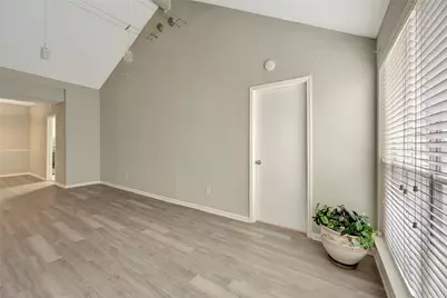 2100 Tanglewilde Street #380, Houston, TX 77063 - Photo 19