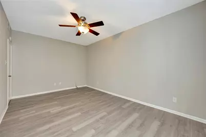 2100 Tanglewilde Street #380, Houston, TX 77063 - Photo 33