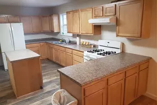 426 Cardinal Dr, Paige, TX 78659 - Photo 9