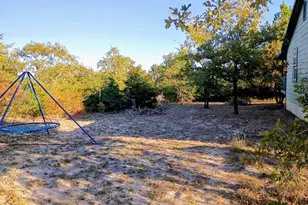 426 Cardinal Dr, Paige, TX 78659 - Photo 5