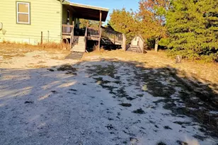 426 Cardinal Dr, Paige, TX 78659 - Photo 3