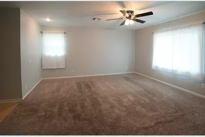 214 South Street, Schulenburg, TX 78956 - Photo 17