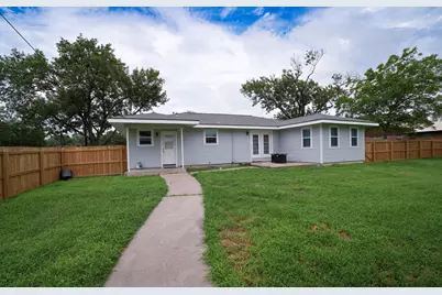214 South Street, Schulenburg, TX 78956 - Photo 33