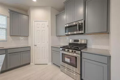 13306 Prado Ridge Lane, Rosharon, TX 77583 - Photo 11