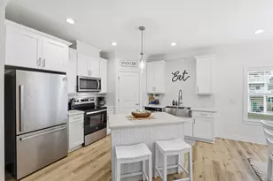 25003 San Simeon Ct, Galveston, TX 77554 - Photo 3