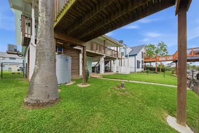 2 S Sandpiper Street, La Marque, TX 77568 - Photo 35