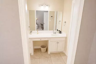 204 Arrowhead Drive, Lake Jackson, TX 77566 - Photo 29