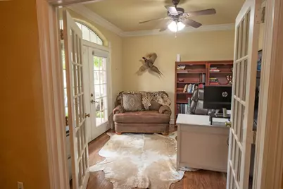 204 Arrowhead Drive, Lake Jackson, TX 77566 - Photo 17