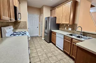 12414 Jasmine Brook Ln, Houston, TX 77089 - Photo 5