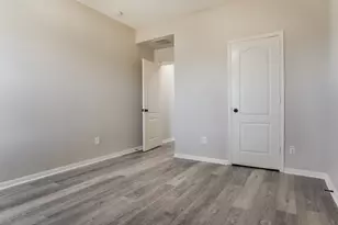 8343 Broadleaf Ave, Baytown, TX 77521 - Photo 13