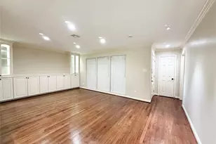 5545 Pagewood Ln, Houston, TX 77056 - Photo 5