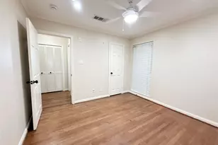 5545 Pagewood Ln, Houston, TX 77056 - Photo 21