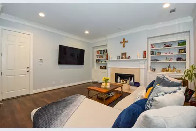 3226 Pemberton Circle Drive, Houston, TX 77025 - Photo 9