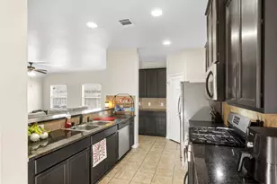 9115 Georgio Dr, Houston, TX 77044 - Photo 7