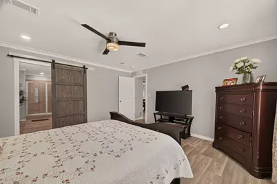 9910 Oak Leaf Street, Baytown, TX 77521 - Photo 27