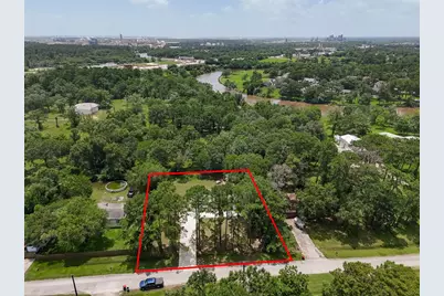 9910 Oak Leaf Street, Baytown, TX 77521 - Photo 3