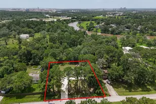 9910 Oak Leaf St, Baytown, TX 77521 - Photo 3