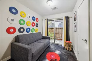 6111 Gehring St, Houston, TX 77021 - Photo 3
