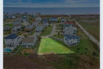 14426 Spyglass Circle, Galveston, TX 77554 - Photo 5