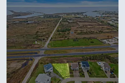 14426 Spyglass Circle, Galveston, TX 77554 - Photo 9