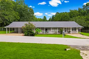 4420 Shady Ln, Huntsville, TX 77320 - Photo 33