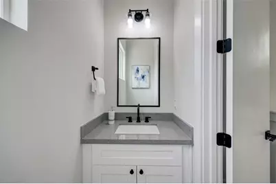 846 Elkhart Street #E, Houston, TX 77091 - Photo 9