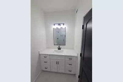 8101 Venus Street #A, Houston, TX 77088 - Photo 21