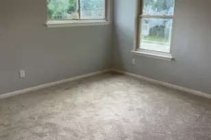 17078 Gleneagle Dr S, Conroe, TX 77385 - Photo 9