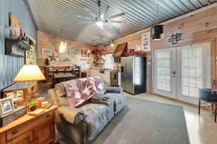 444 Co Rd 237, Ganado, TX 77962 - Photo 37