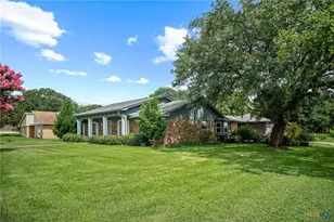 300 Green Ave, Palacios, TX 77465 - Photo 27