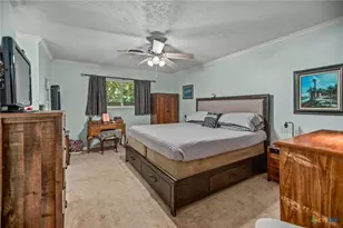 300 Green Ave, Palacios, TX 77465 - Photo 17