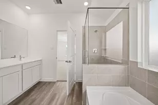 4309 Wallace Fls Ln, Conroe, TX 77303 - Photo 11