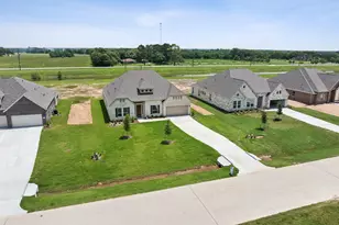 6903 Allens Lndg, Needville, TX 77461 - Photo 1