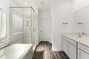 13340 Bear Creek Ct, Conroe, TX 77384 - Photo 11