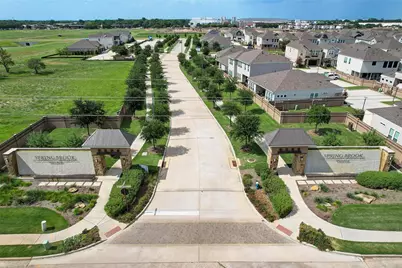 9923 Granary Mill Place, Houston, TX 77080 - Photo 15