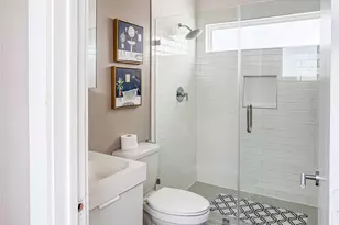 1506 Dumble St, Houston, TX 77023 - Photo 9