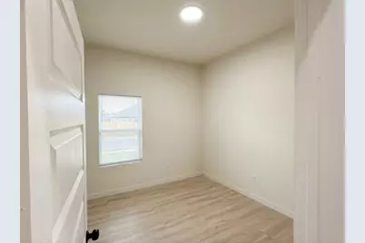 9740 Garcroft A-B Street, Houston, TX 77029 - Photo 5