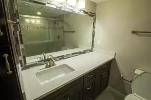 845 Augusta Dr, Houston, TX 77057 - Photo 13