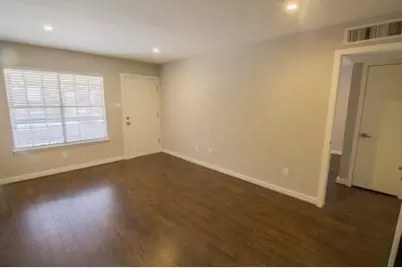 845 Augusta Drive #30, Houston, TX 77057 - Photo 3