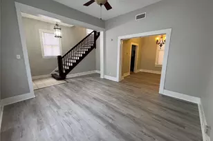 1724 Ave N 1/2, Galveston, TX 77550 - Photo 3