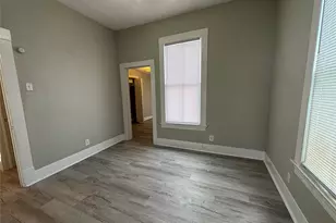 1724 Ave N 1/2, Galveston, TX 77550 - Photo 9