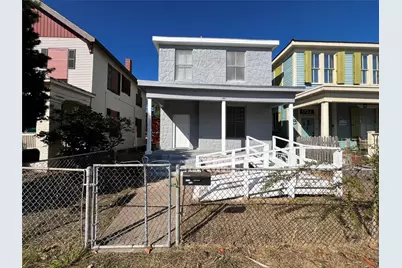 1724 Avenue N 1/2, Galveston, TX 77550 - Photo 1