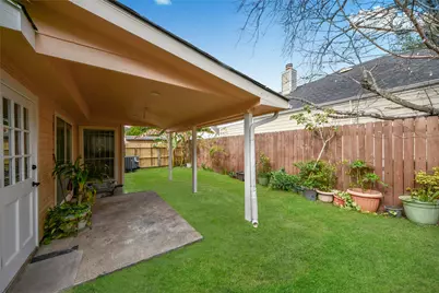 11638 Evesborough Drive, Houston, TX 77099 - Photo 31