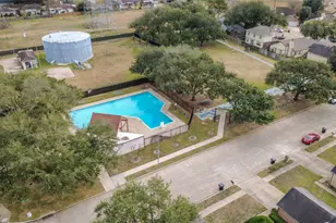 11638 Evesborough Dr, Houston, TX 77099 - Photo 41