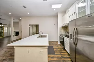 11638 Evesborough Dr, Houston, TX 77099 - Photo 9