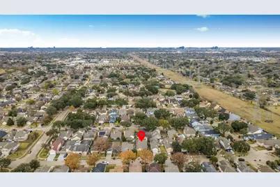 11638 Evesborough Drive, Houston, TX 77099 - Photo 39