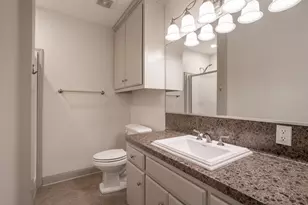 1517 Live Oak St, Columbus, TX 78934 - Photo 25