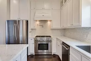 1811 Shearn St, Houston, TX 77007 - Photo 9